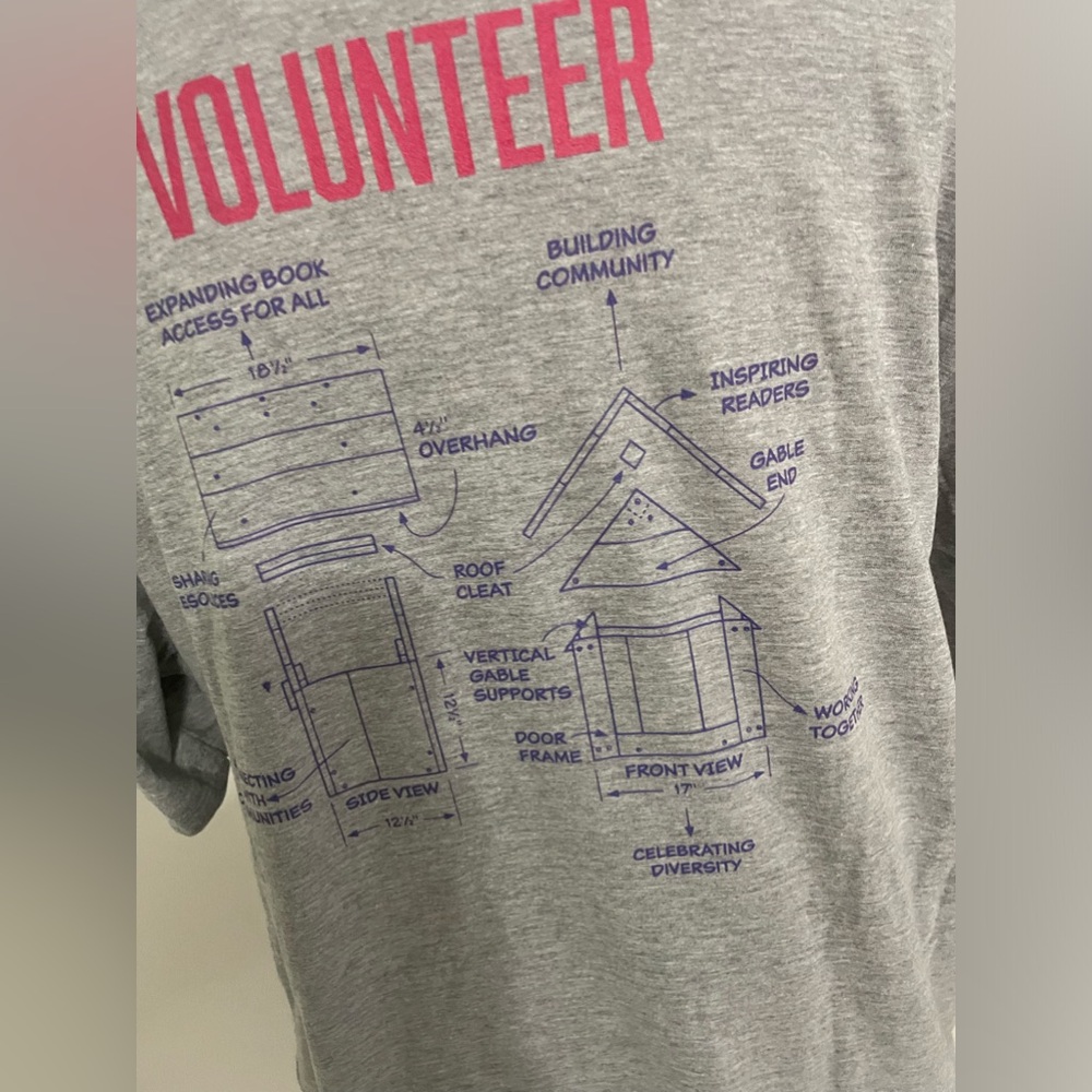 The Little Free Library Volunteer T-Shirt * Building Community * New without Tag - Picture 14 of 15